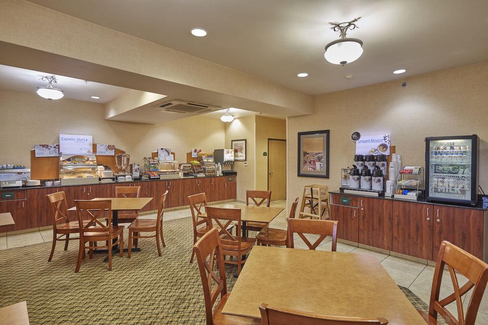 La Quinta Inn & Suites By Wyndham Springfield Exteriér fotografie