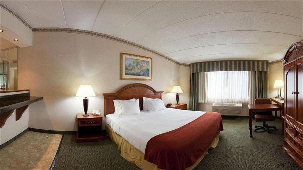 La Quinta Inn & Suites By Wyndham Springfield Exteriér fotografie