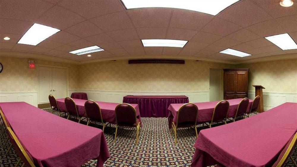 La Quinta Inn & Suites By Wyndham Springfield Exteriér fotografie