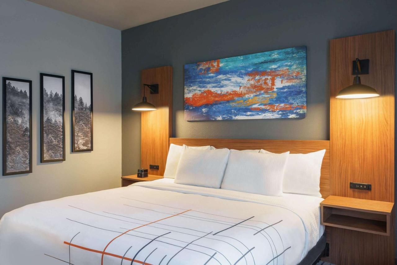 La Quinta Inn & Suites By Wyndham Springfield Exteriér fotografie