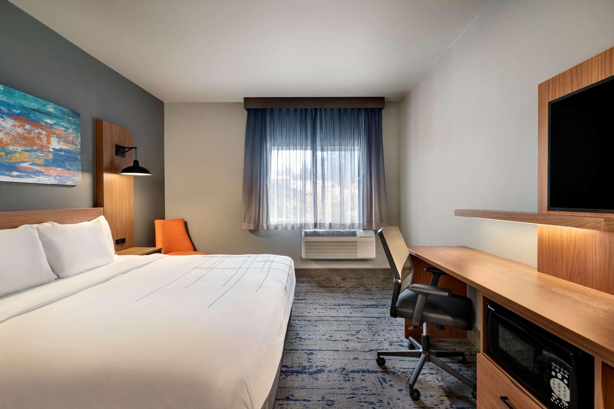 La Quinta Inn & Suites By Wyndham Springfield Exteriér fotografie
