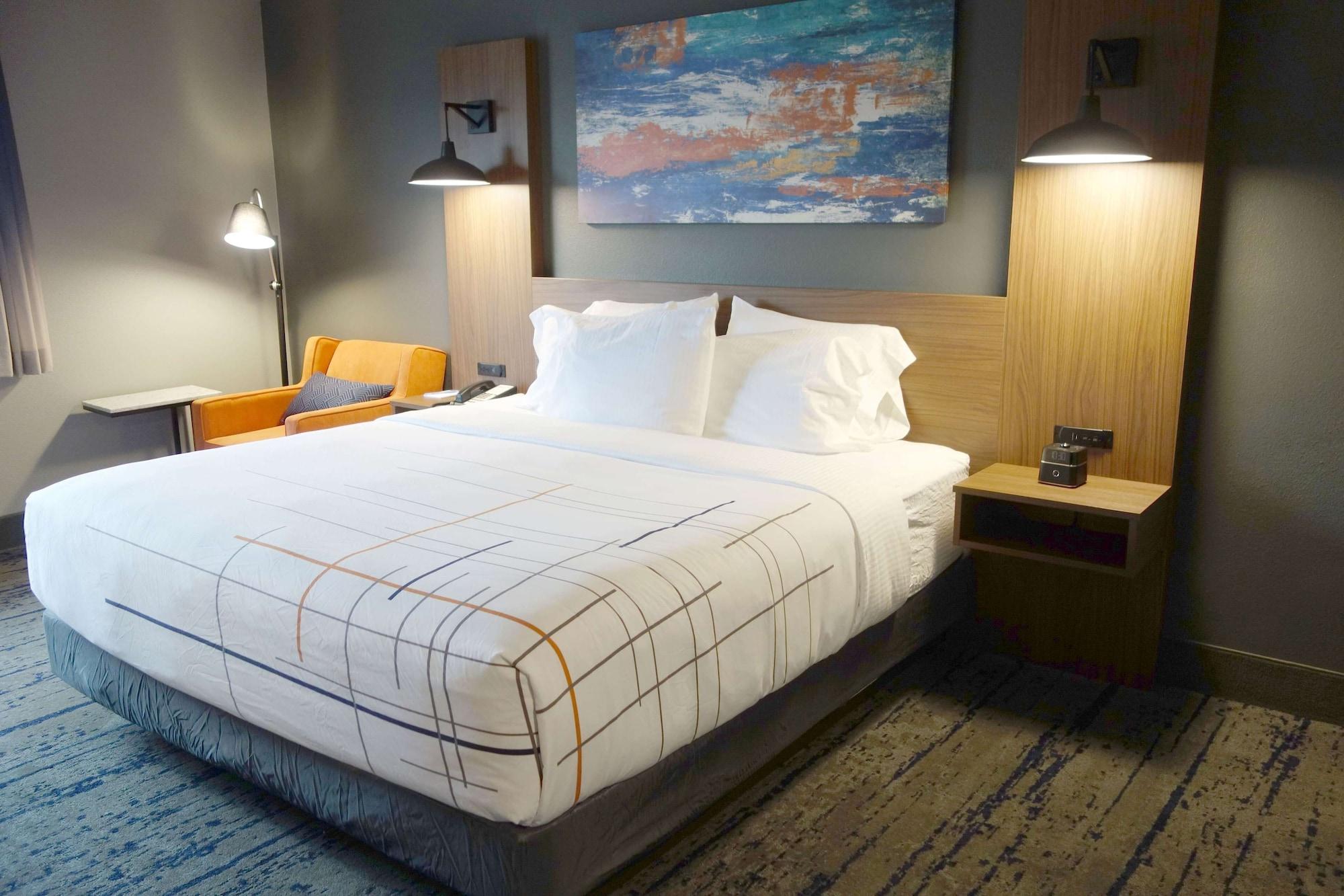La Quinta Inn & Suites By Wyndham Springfield Exteriér fotografie