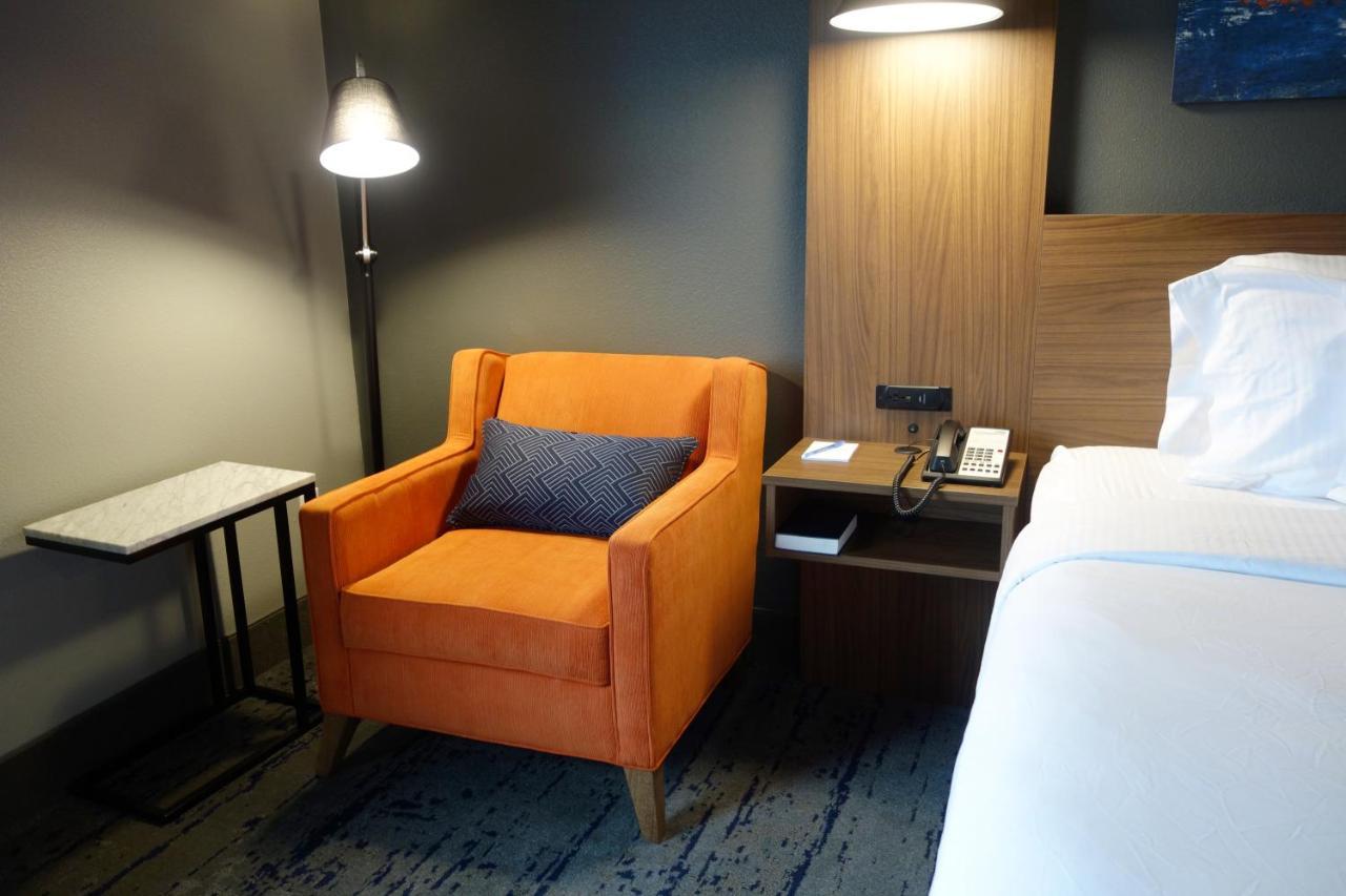 La Quinta Inn & Suites By Wyndham Springfield Exteriér fotografie